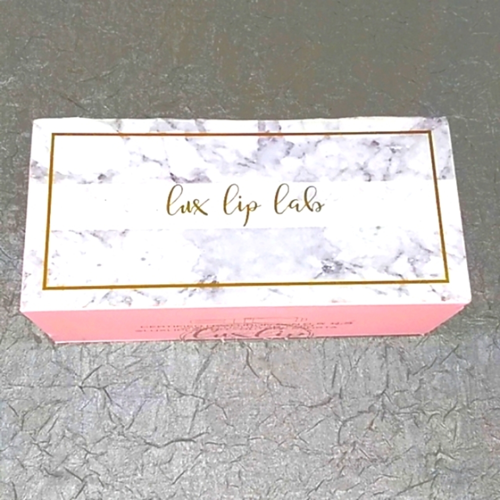 Lux Lip Lab Hyaluronic Pen